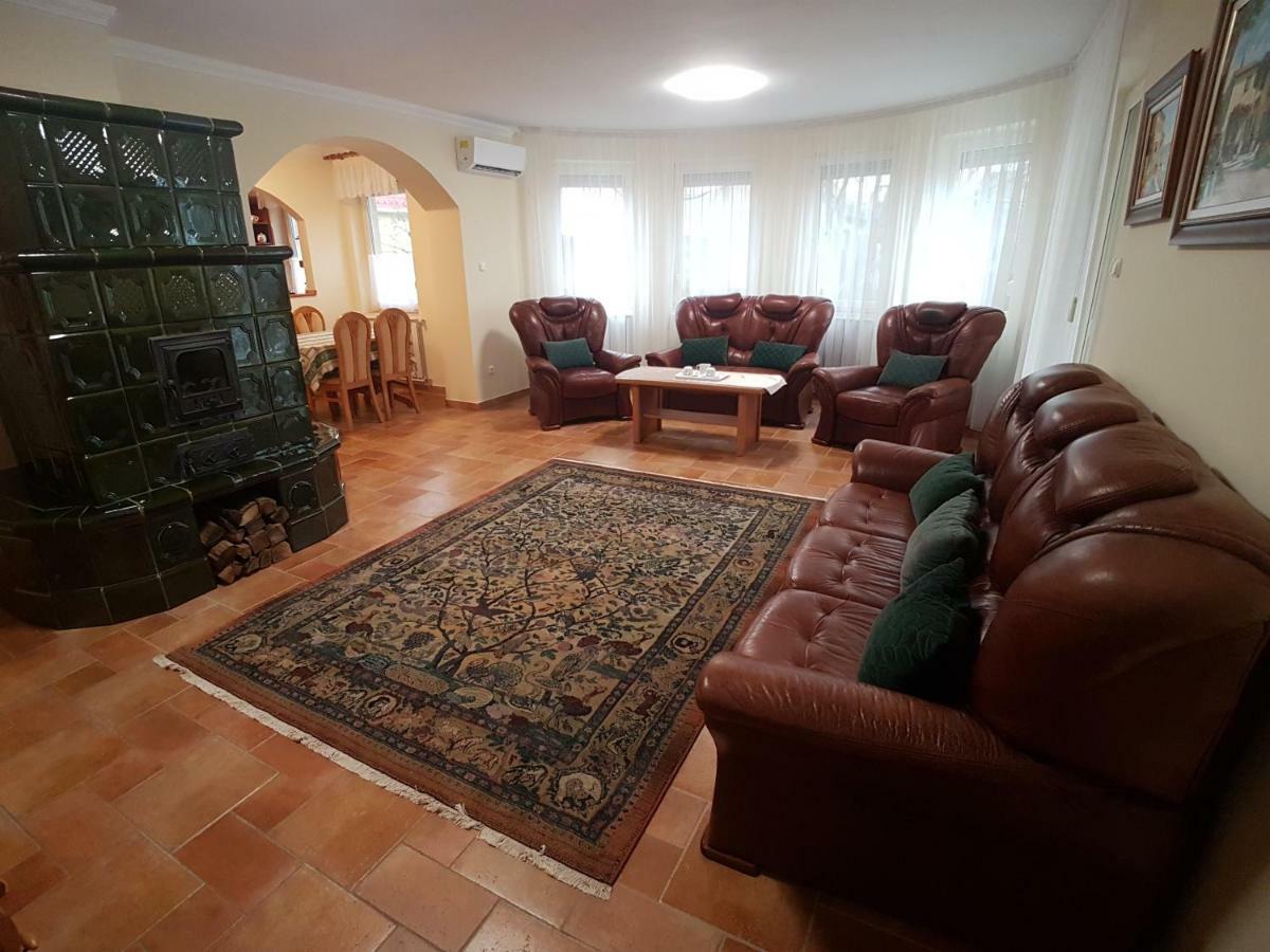 Villa Bellanova Hajduszoboszlo Bagian luar foto