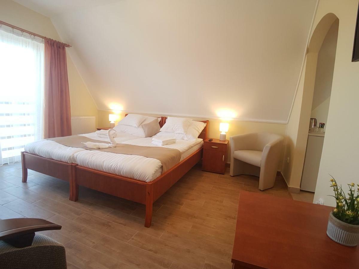 Villa Bellanova Hajduszoboszlo Bagian luar foto