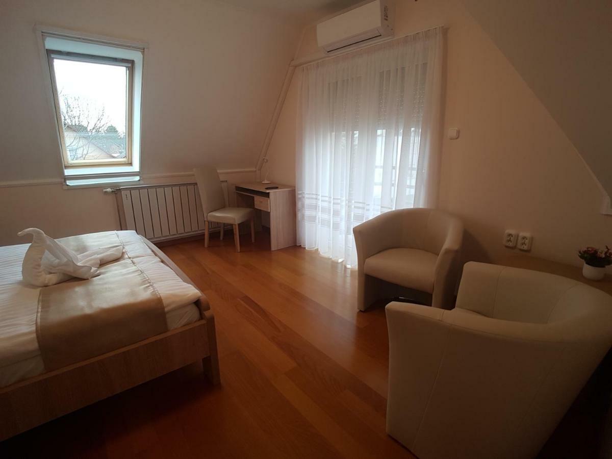 Villa Bellanova Hajduszoboszlo Bagian luar foto