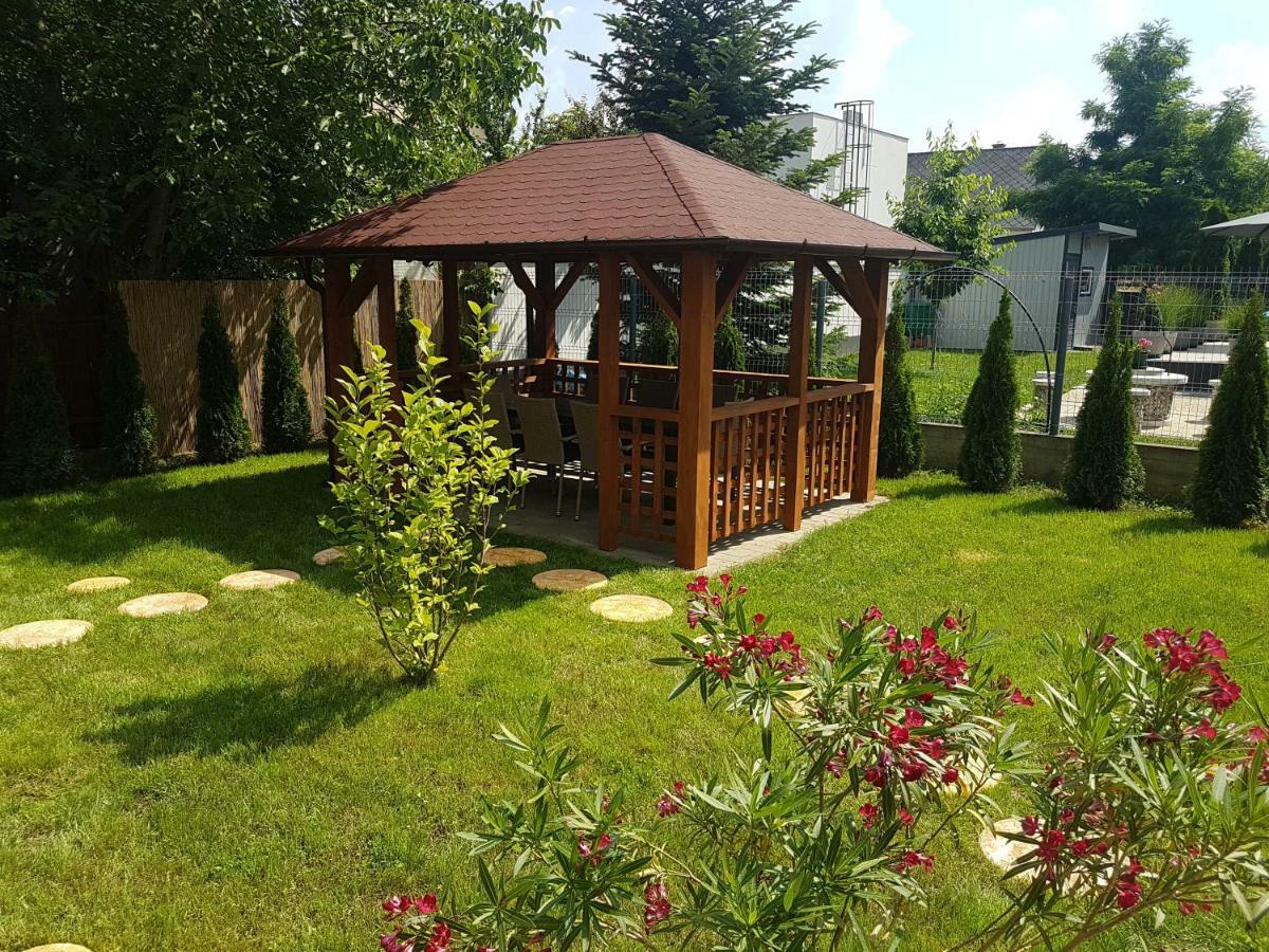 Villa Bellanova Hajduszoboszlo Bagian luar foto